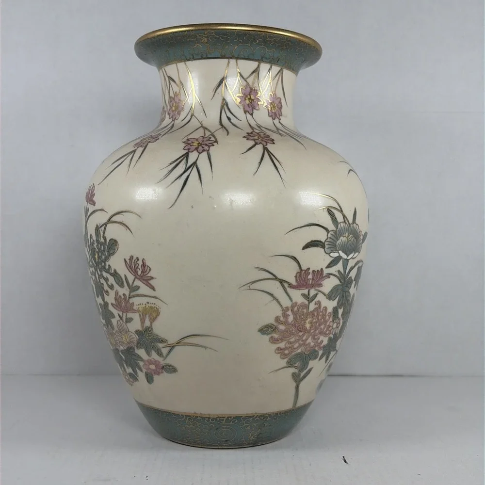 Vintage Korean Porcelain Satsuma Style Vase Moriage Gilt Floral Peony 9